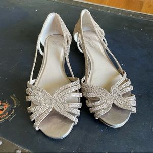 EUC Light Gold Seychelles Open-Toed Flats